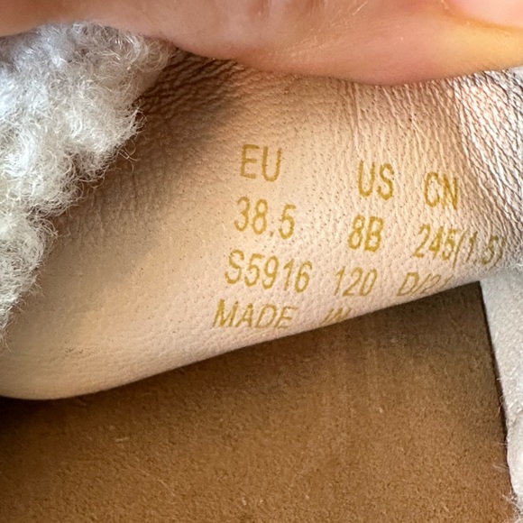 STUART WEITZMAN Cammy Sheep Shearling Slip On Slide Sandals Size 38.5 US 8B - Picture 11 of 11